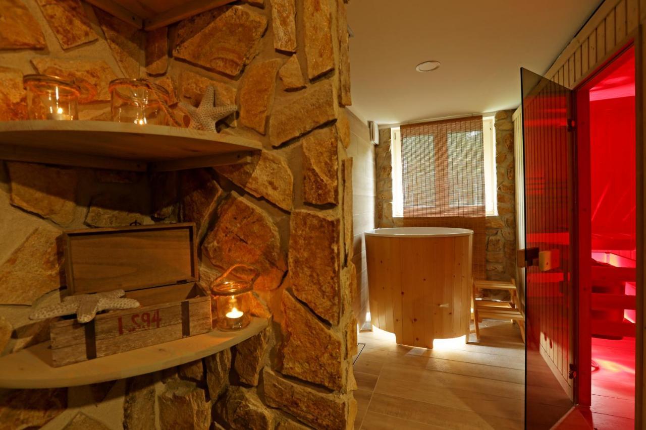 Wellness Penzion Kristyna - Acko Hradek nad Nisou Exterior photo